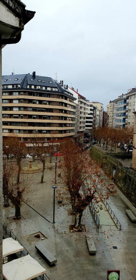 Duplex Luminoso Con Vistas En El Centro De Ourense Apartment Ngoại thất bức ảnh